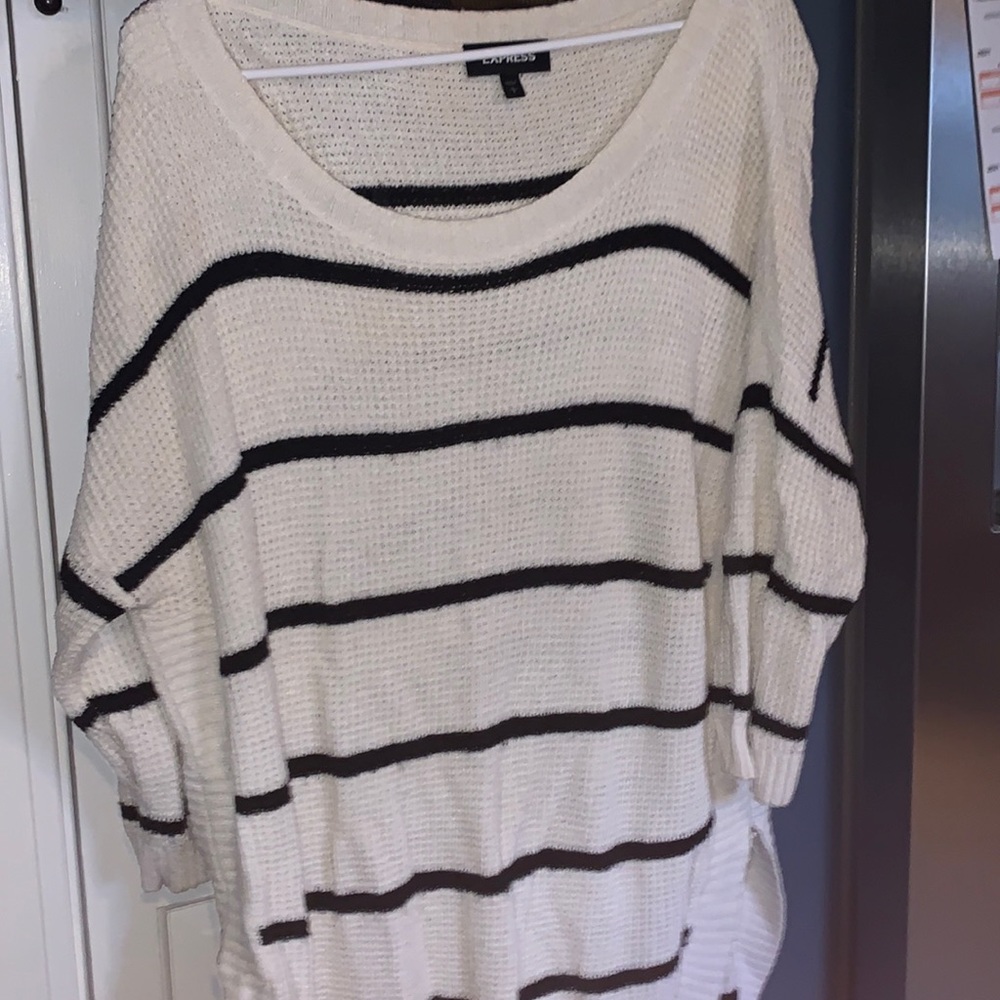 Express, stripped, quarter sleeve sweater